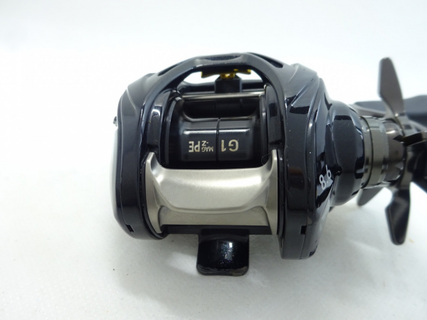 18モアザンPE1000-TW8.6 右